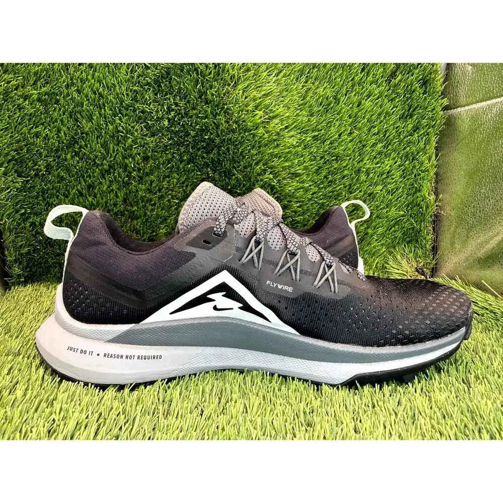 Nike pegasus trail